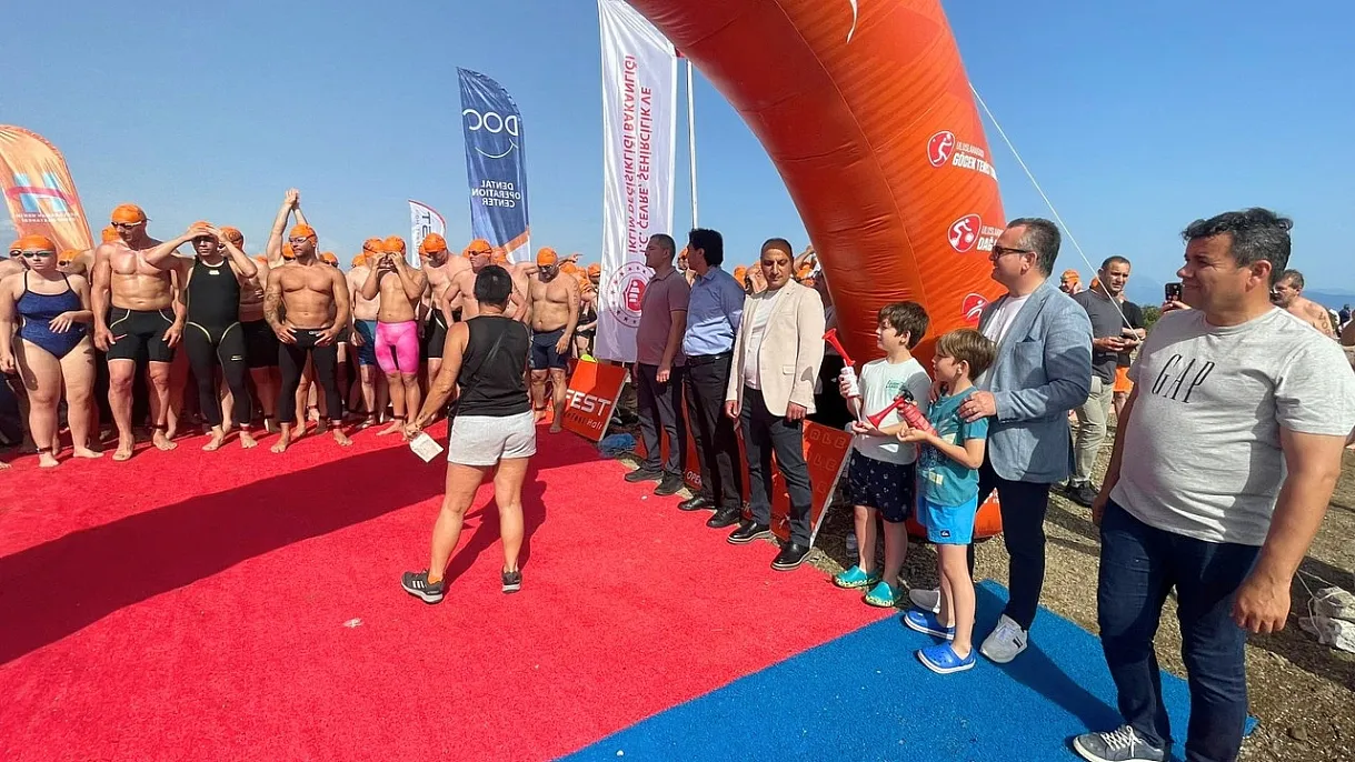 1. Göcek Açık Deniz Yüzme Yarışları 863 sporcunun katılımıyla başladı