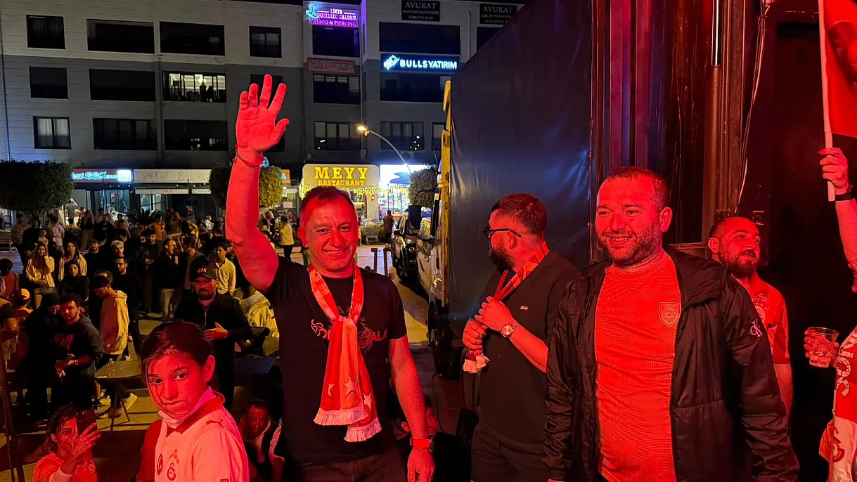 Şampiyon Galatasaray oldu, Fethiye’de büyük coşku yaşandı