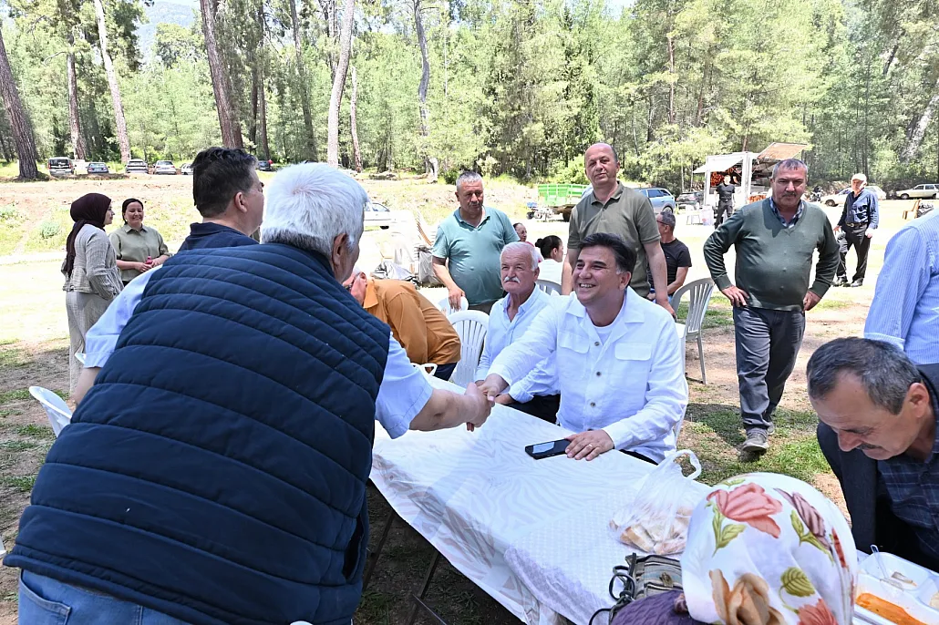 Başkan Alim Karaca İncirköy’de Hıdırellez Şenliğine Katıldı