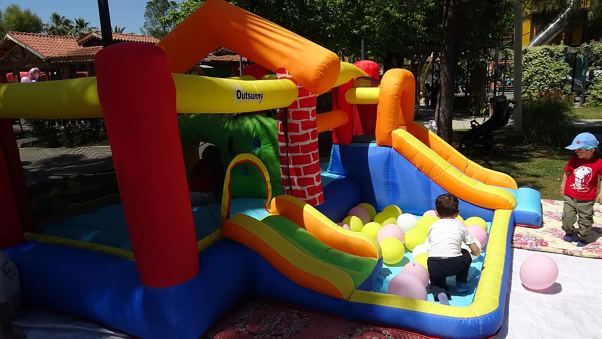 Fethiye’de Anneler Günü ‘Anne Çocuk Şenliği’ ile Kutlandı