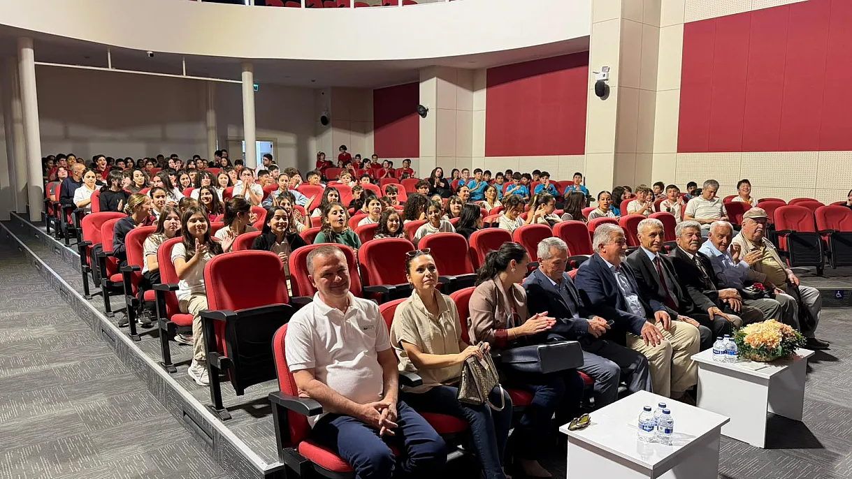 Fethiye'de 'Su Krizi ve Sağlıklı Yaşam Paneli' yoğun katılımla gerçekleştirildi