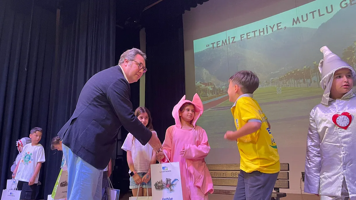 'Clean Fethiye, Happy Future' came to life with the children's acting