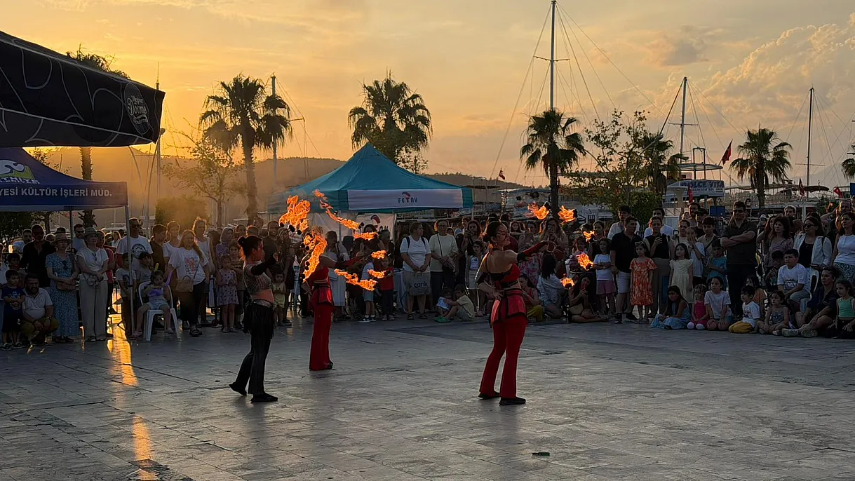 Support Night for Yusuf Eymen in Fethiye: Fire Show Attracted Great Attention