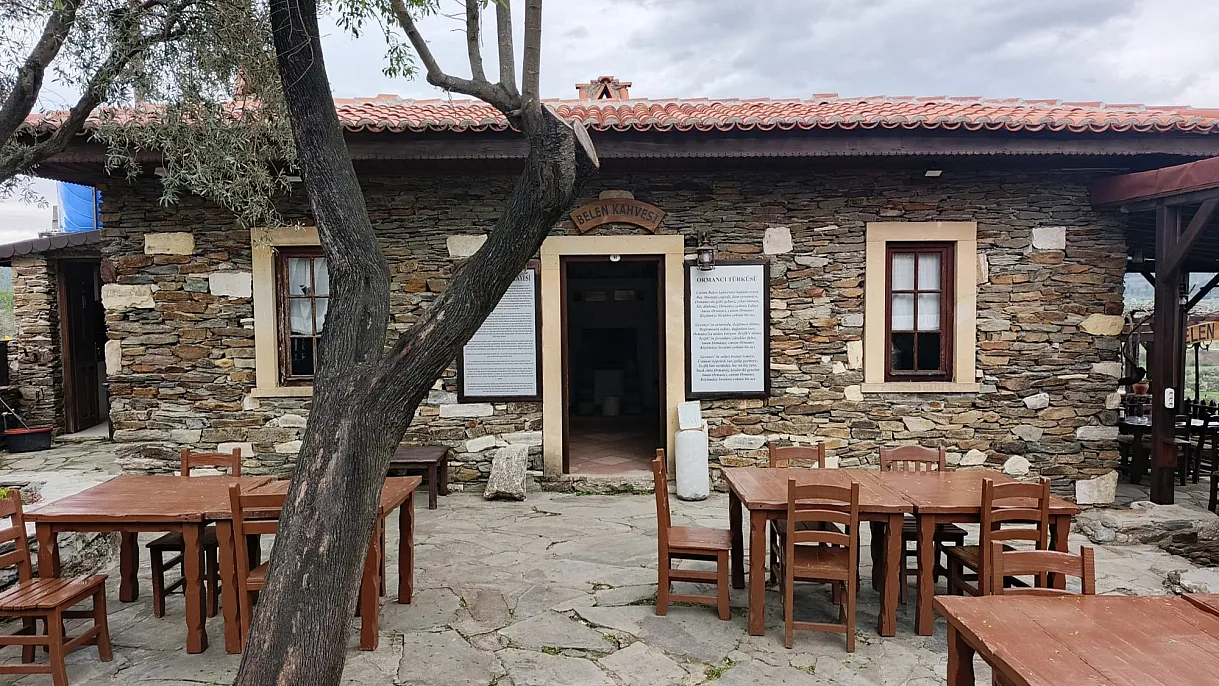 Başkan Aras: “Tarihi Dokusu ve Eşsiz Manzarası ile Belen Kahvesi Misafirlerini Bekliyor”
