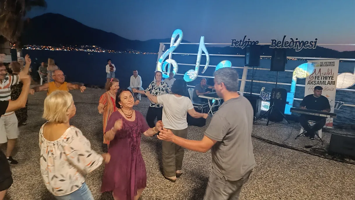 Music-filled summer evenings continue in Fethiye: Adem Kazan breeze at the 3rd Stage Coast