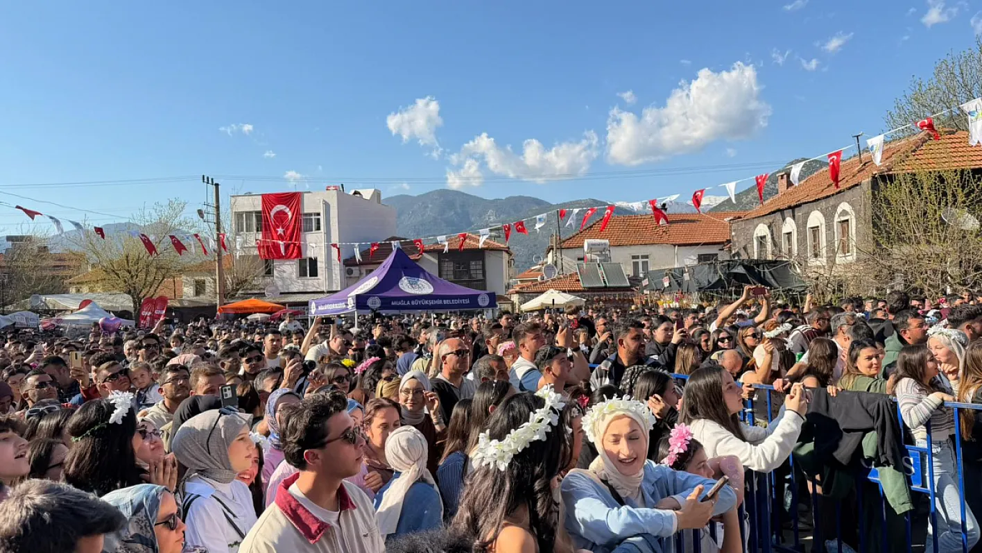 Dedublüman Fethiye'yi coşturdu: Festival görkemli konserle taçlandı