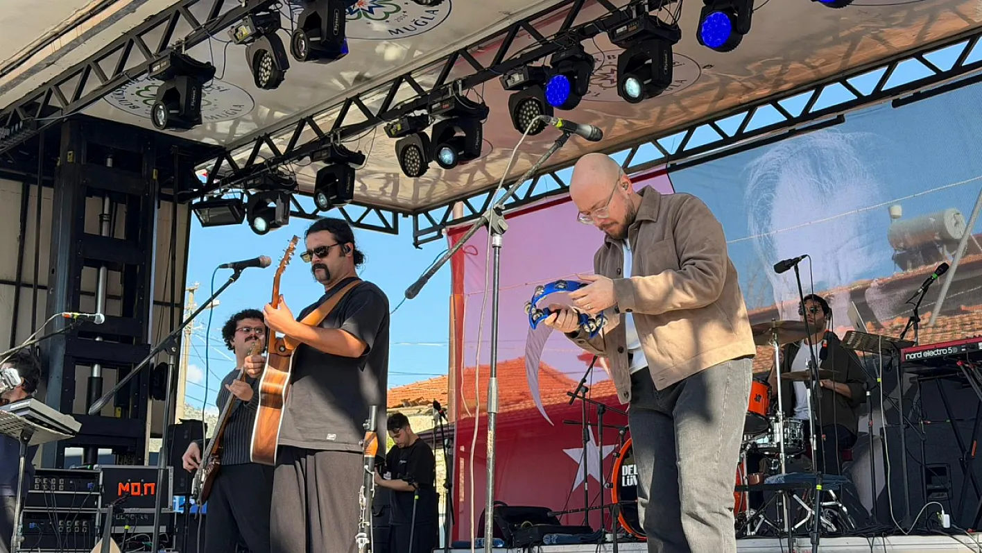 Dedublüman Fethiye'yi coşturdu: Festival görkemli konserle taçlandı