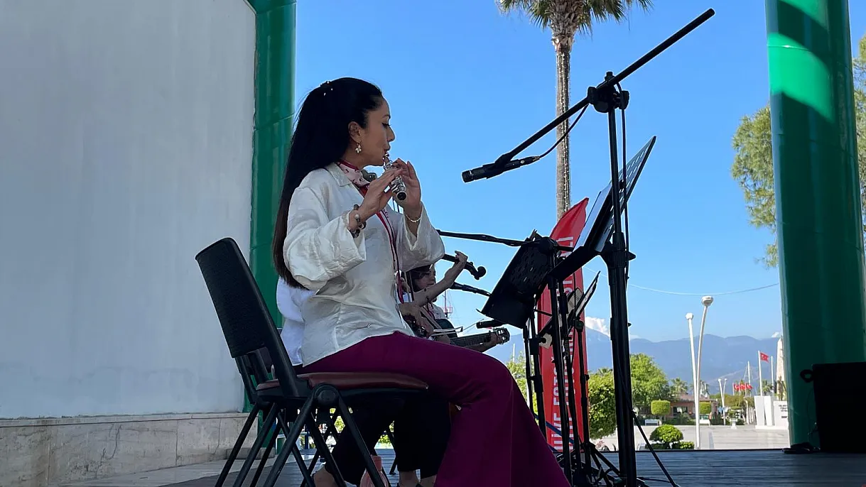 Fethiye Fotoğraf Festivali’nde müzik ve sanat buluşması: Grup Kadenza sahne aldı