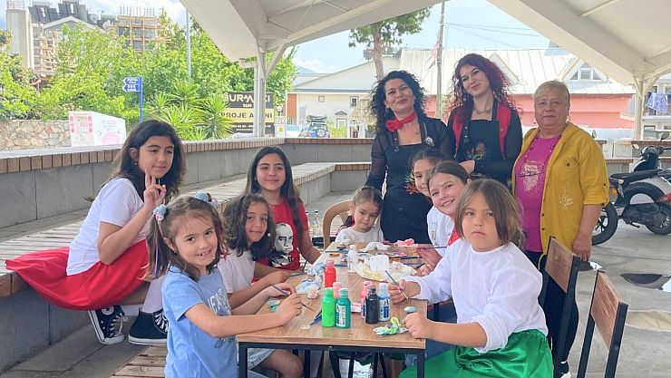 Fethiye’de Çocuklar Sanat Etkinliğinde Buluştu