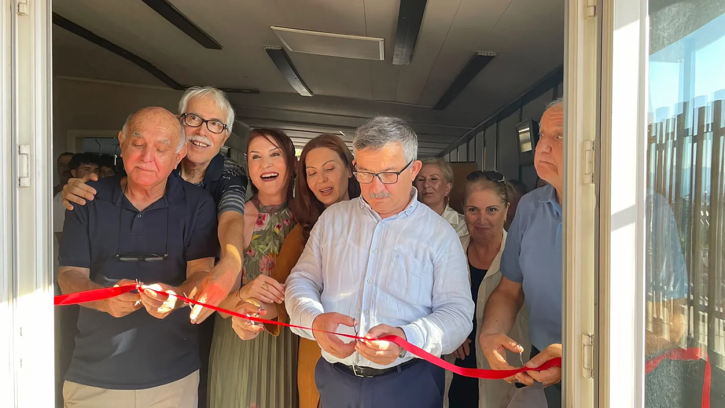 Relief Exhibition of Gülden Temel Erdönmez in Fethiye Received Intense Interest from Art Lovers