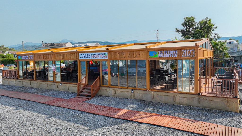 Fethiye Çalış Halk Plajı’nda Uygun Fiyatlı Hizmet İlgi Görüyor