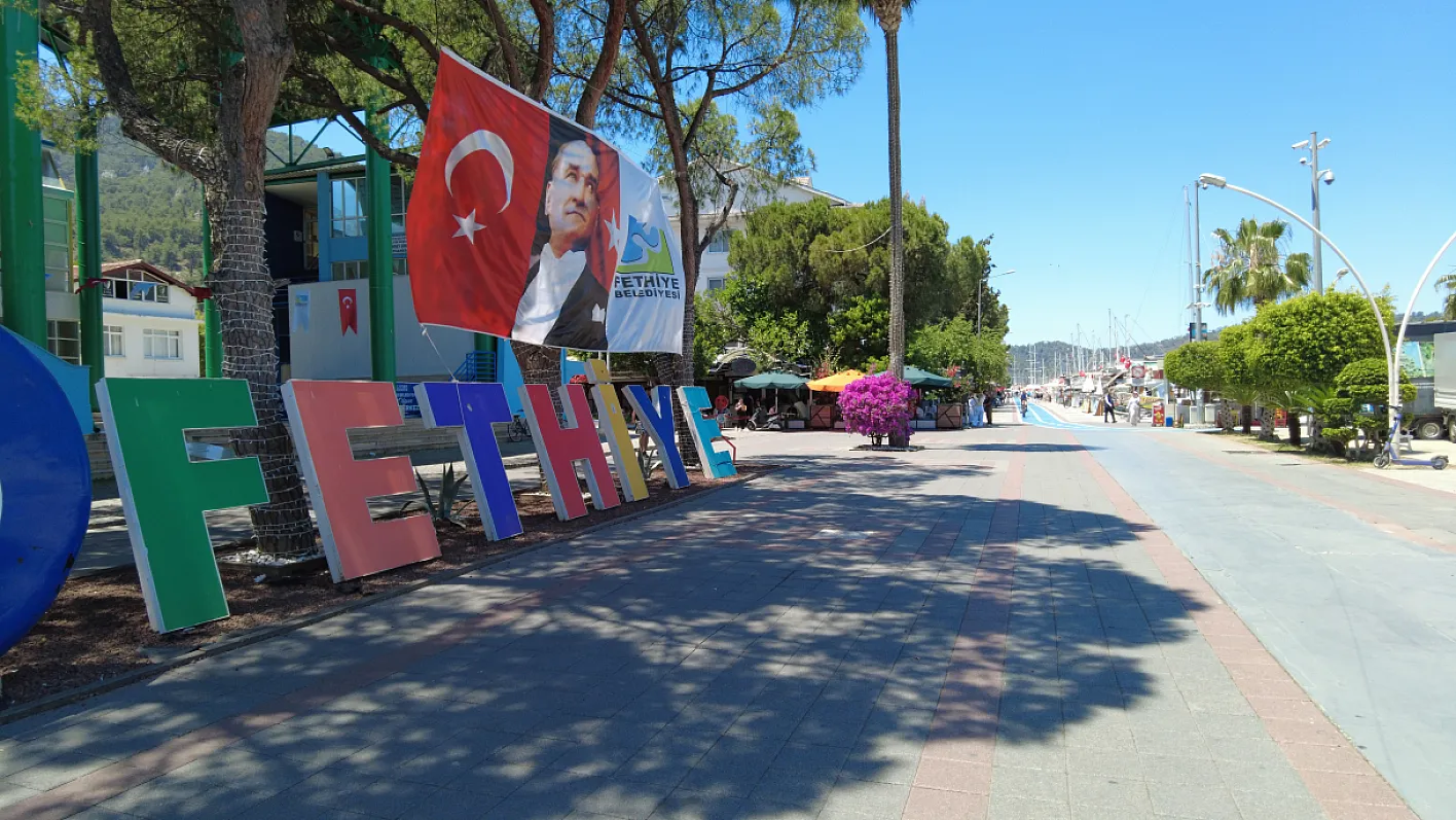 Bayram Bitti, Fethiye Merkezi Sessizliğe Büründü