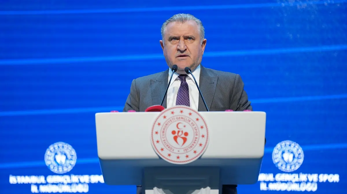Bakan Bak'tan Muğlaspor ve Mardin 1969 Spor'a tebrik