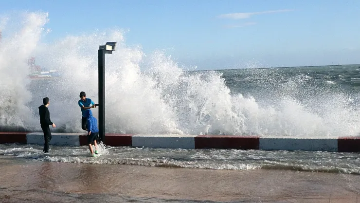 Storm warning from Meteorology for Muğla seas
