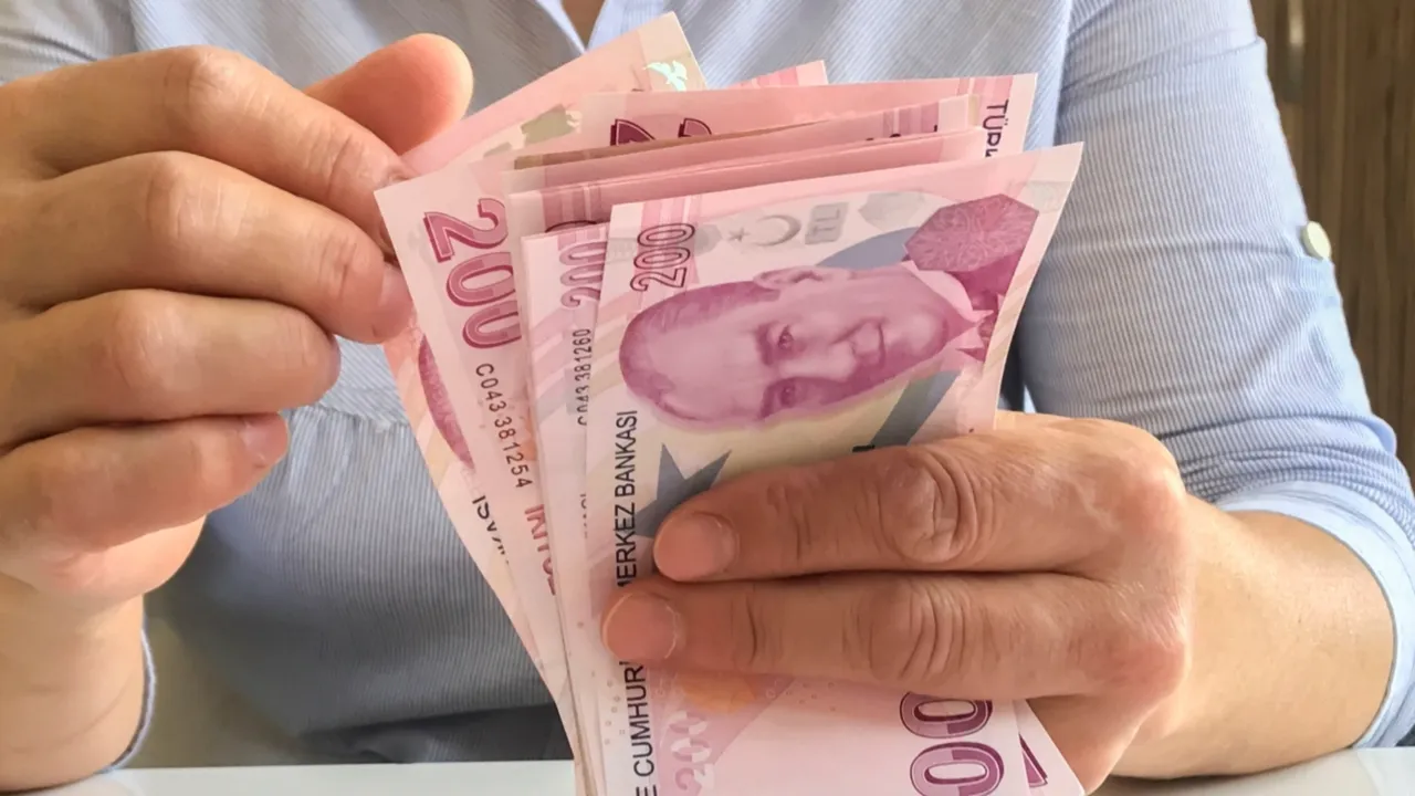 Temmuzda asgari ücrete ara zam var mı?