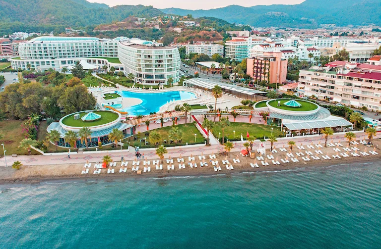 Muğla Turizminde Çelişkili Sezon: Oteller Doluyor, Karlılık Eriyor!