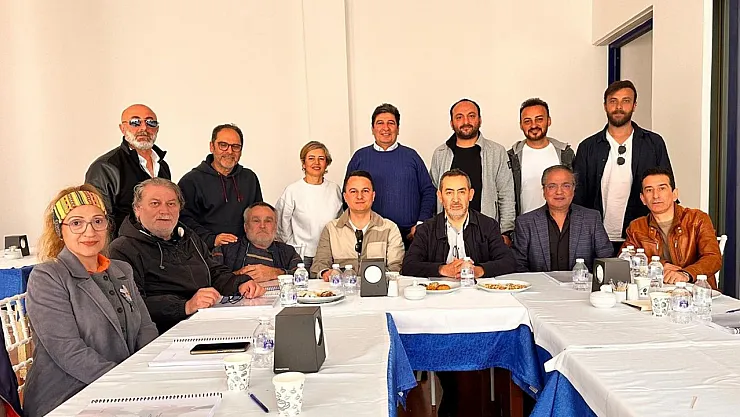 Muğlalı Yönetmenden 20 Yıl Sonra Dondurmam Gaymak’a Yeni Hikâye