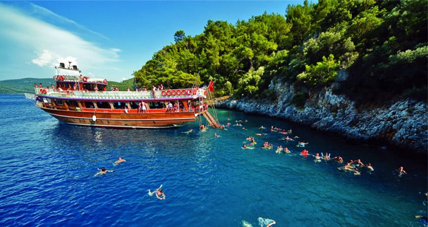 Muğla'da Koylarda Yüksek Sesli Müziğe Yasak: 800 Bin TL'ye Kadar Ceza Uygulanacak