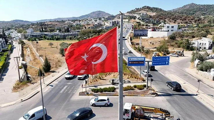 Flagpoles in Bodrum have been maintained