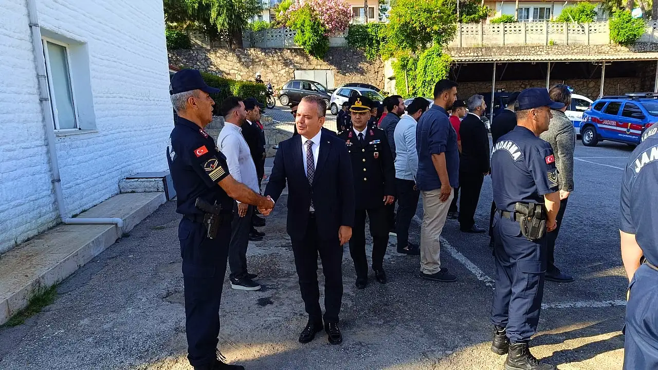 Kaymakam Fatih Akkaya'dan Jandarma ve Sahil G&uuml;venlik Personeline Bayram Ziyareti
