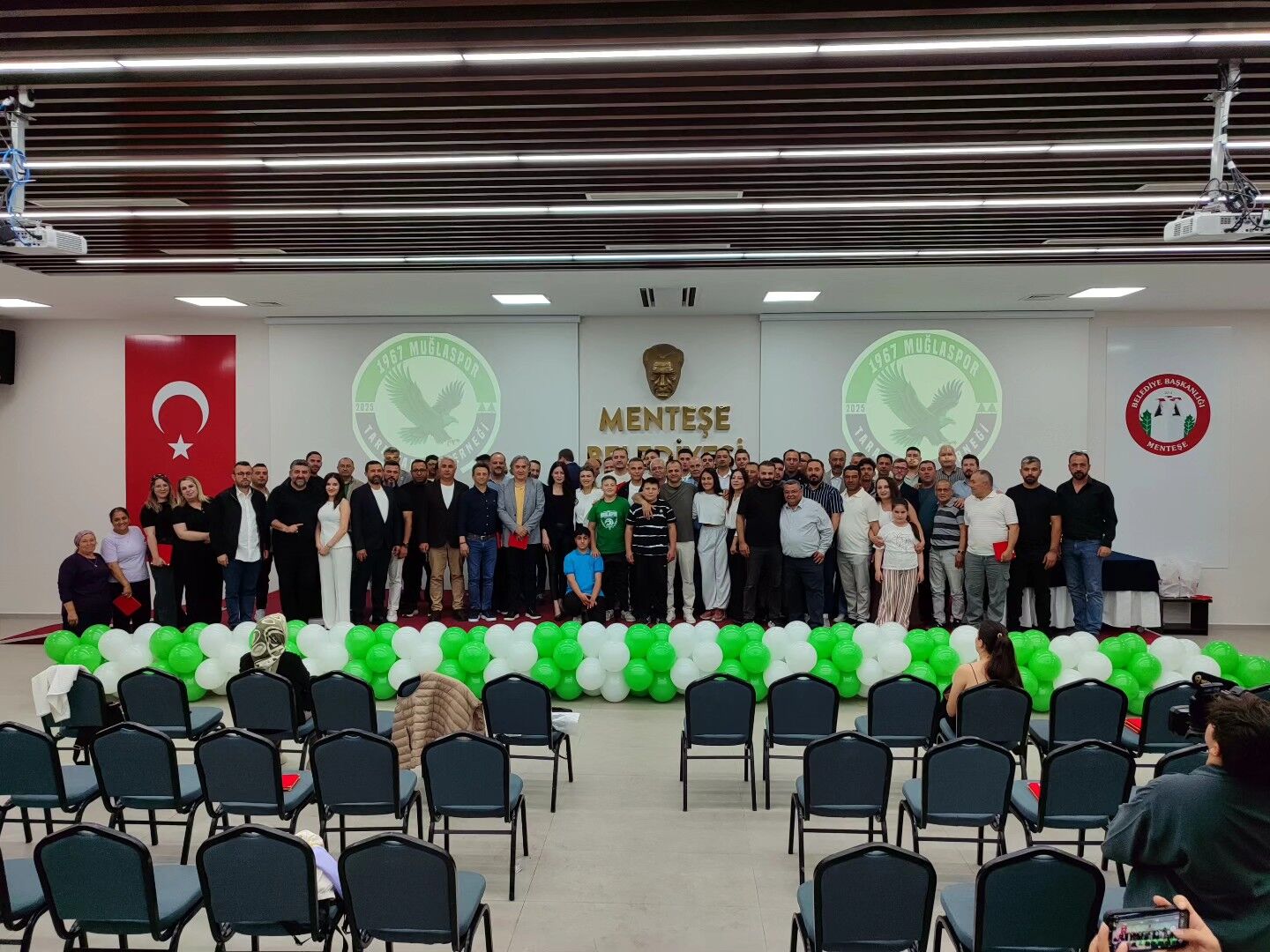 Menaf Kıyan&ccedil; &ldquo;Bu Kul&uuml;b&uuml; Seviyorum, Aday Olmuyorum&rdquo; (4)