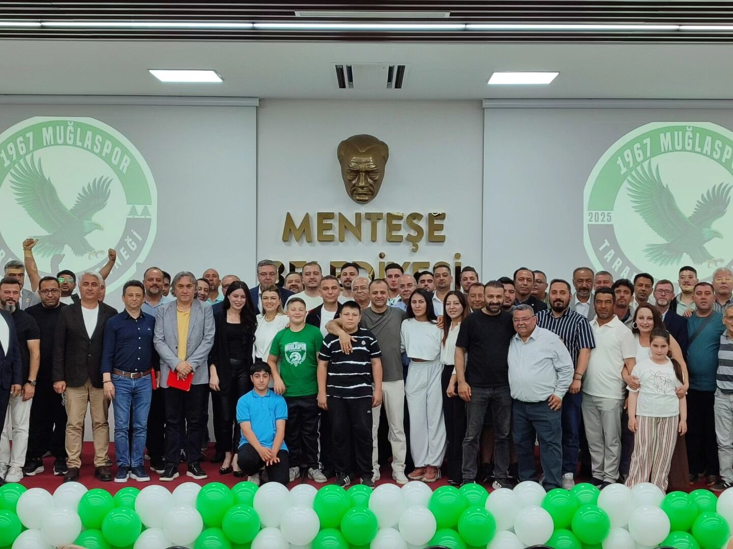 Menaf Kıyan&ccedil; &ldquo;Bu Kul&uuml;b&uuml; Seviyorum, Aday Olmuyorum&rdquo; (1)