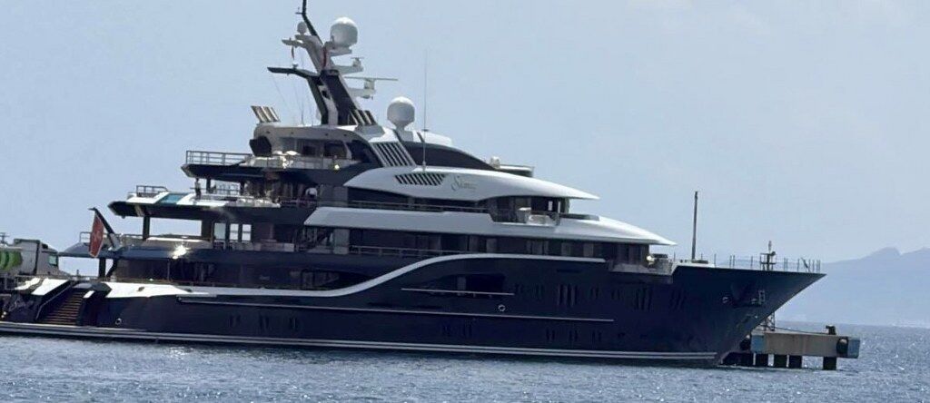 Luxury Motor Yacht (3) 1024X444