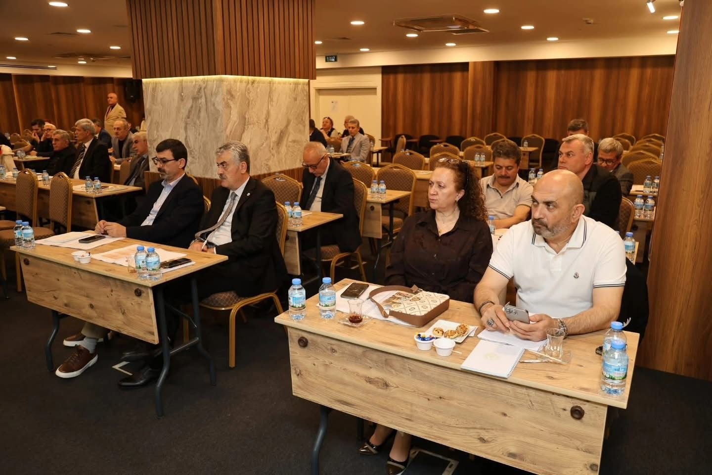 Muğla Orman B&ouml;lge M&uuml;d&uuml;rl&uuml;ğ&uuml;&rsquo;n&uuml;n Eğitim Semineri Fethiye&rsquo;de Başladı (1)