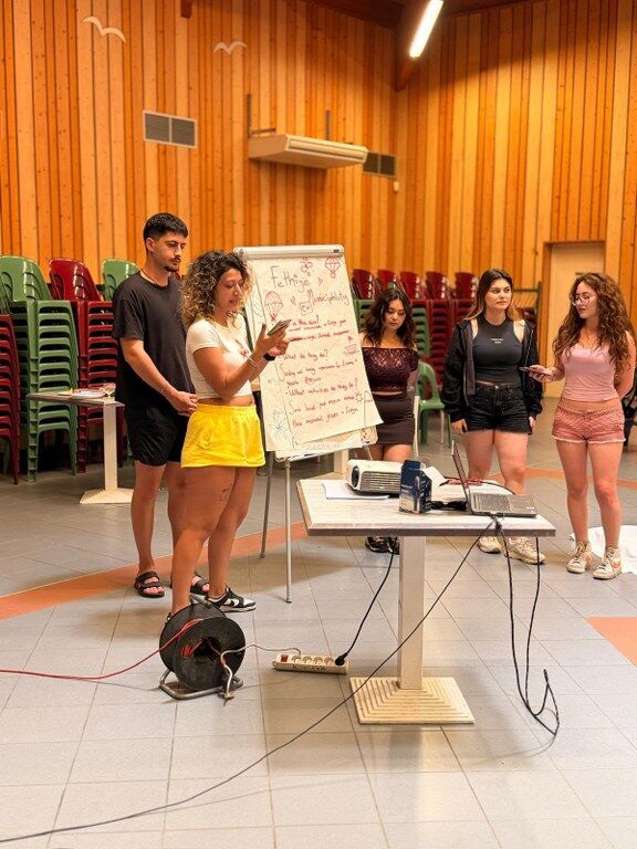 Fethiye Young People (1) 576X768
