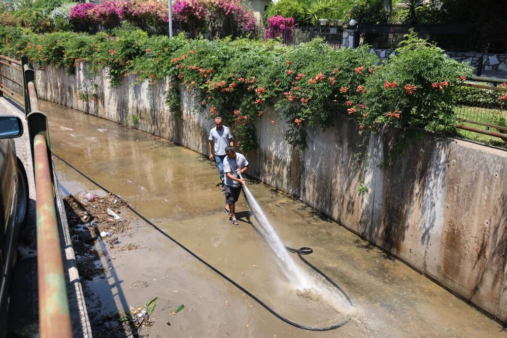Marmaris&rsquo;te Derelerde Temizlik &Ccedil;alışması (2)