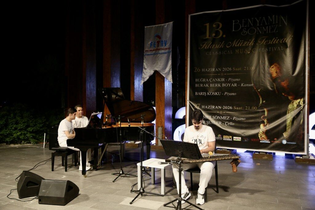 Fethiyede Benyamin Sonmez Klasik Muzik Festivali Basladi (6) 1024X683