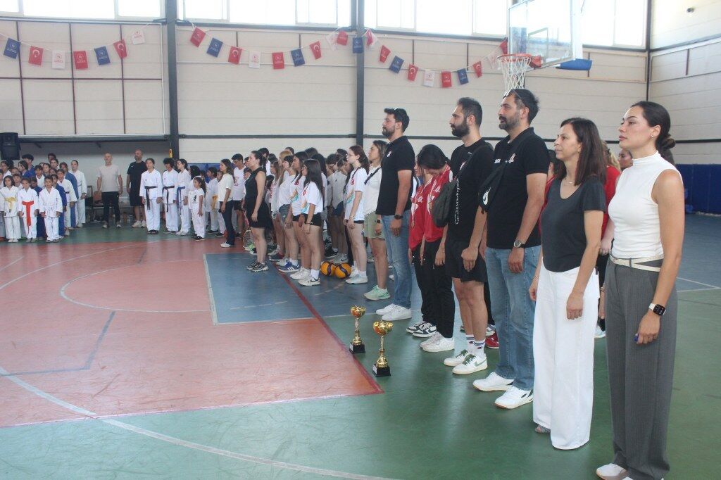 Yaz Spor Okulları Başladı (5) 1024X682
