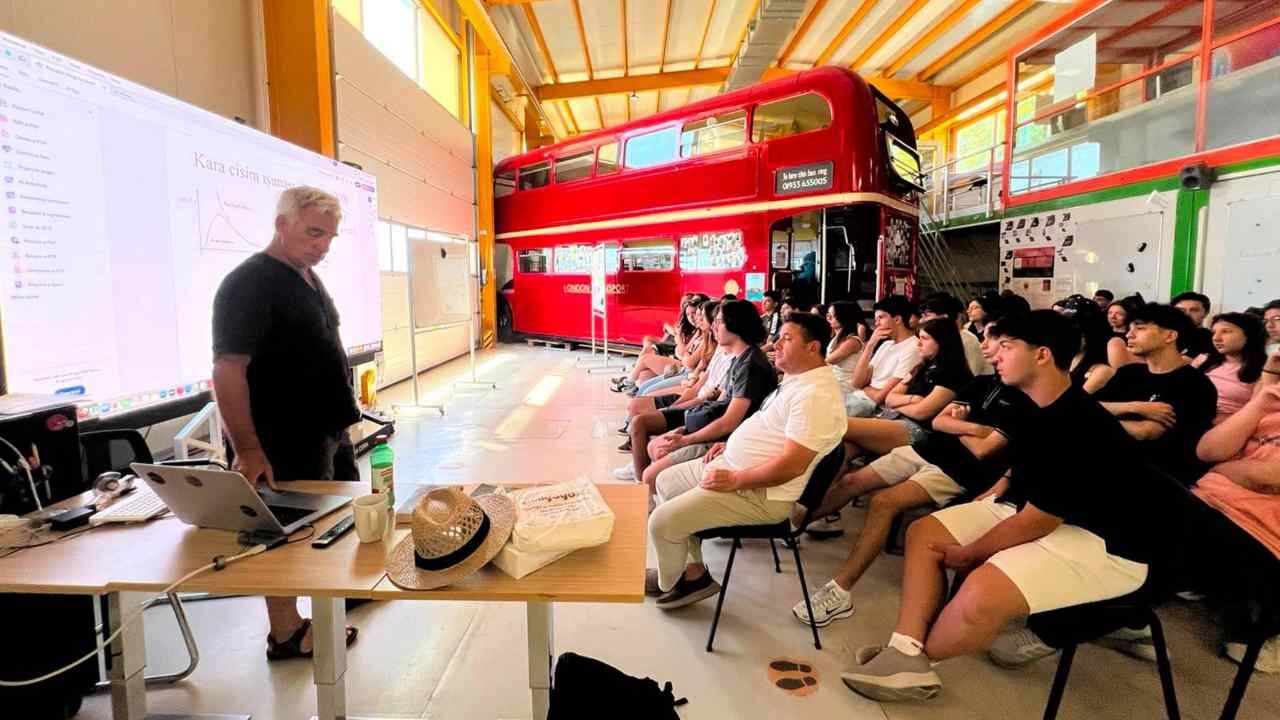 Menteşe Anadolu Lisesi &Ouml;ğrencileri Cern&rsquo;de (3)