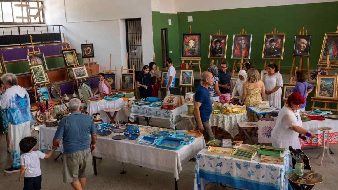 Menteşe'de El Sanatları Sergisi Ziyaret&ccedil;ilerini Ağırlıyor (1)