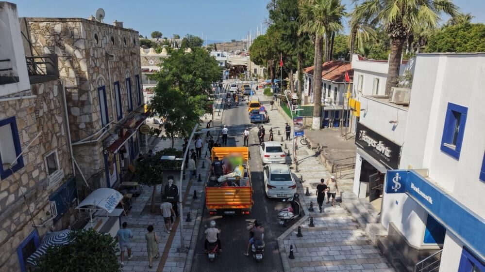 Inspection of Sidewalk and Road Occupation in Bodrum (2)