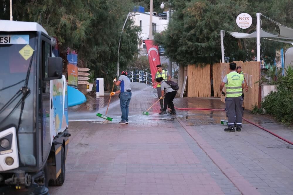 Bodrum&rsquo;da Kapsamlı Temizlik &Ccedil;alışmaları Bitez&rsquo;de S&uuml;rd&uuml; (3)
