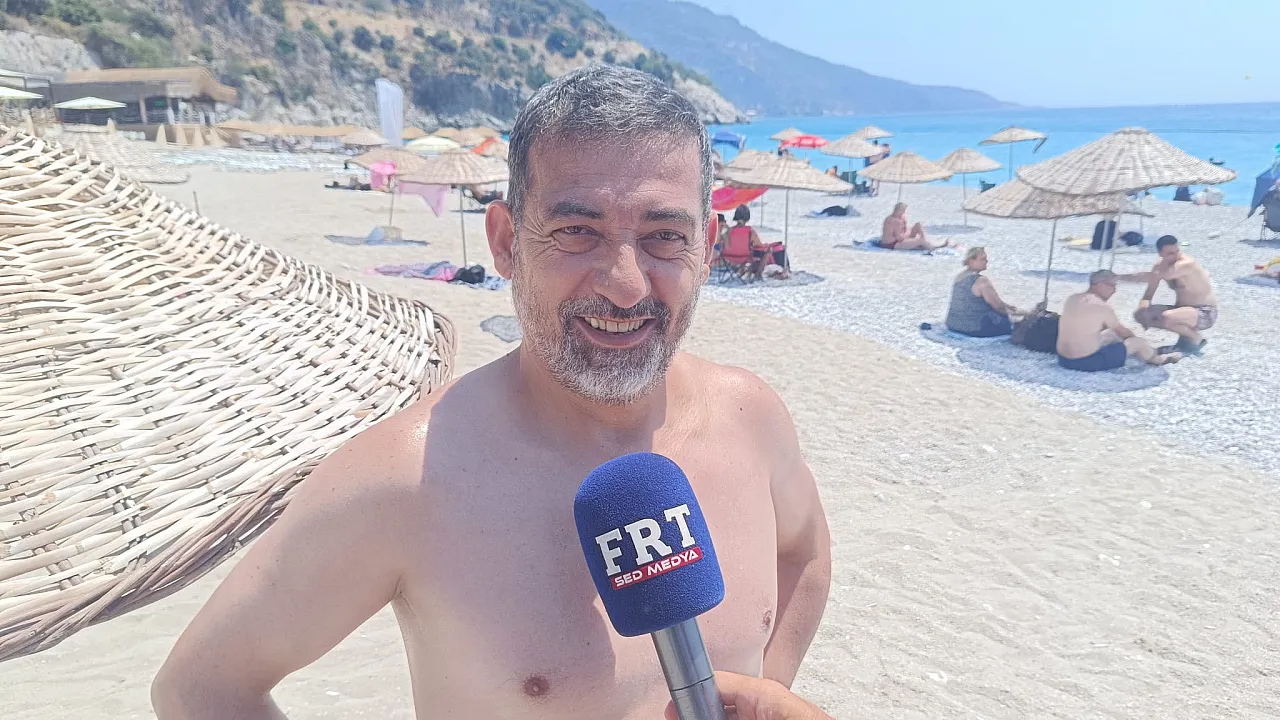 Full marks from an Istanbul holidaymaker for the free public beach in Ölüdeniz