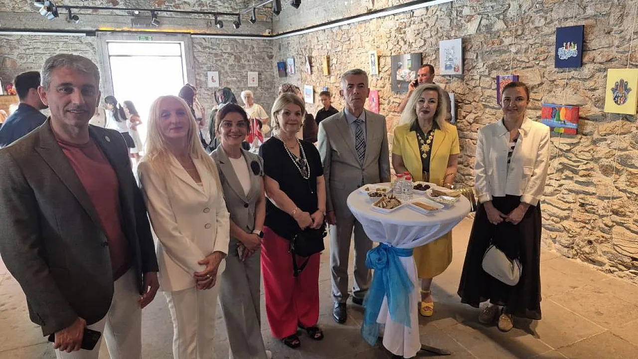 Bodrum'da 'Mutlu Aile Mutlu Toplum' sergisi