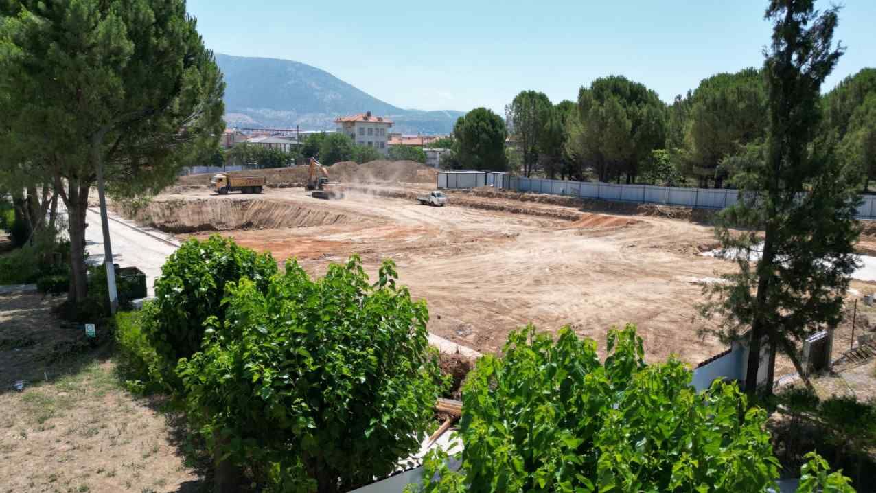 Construction of MSKU Milas Animal Hospital Started (3)
