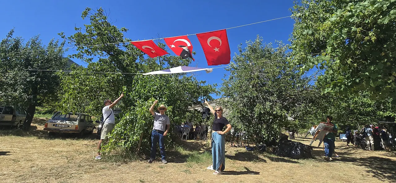 Fethiye'de 30 yıldır değişmeyen gelenek: 'Akansoy Şenliği'