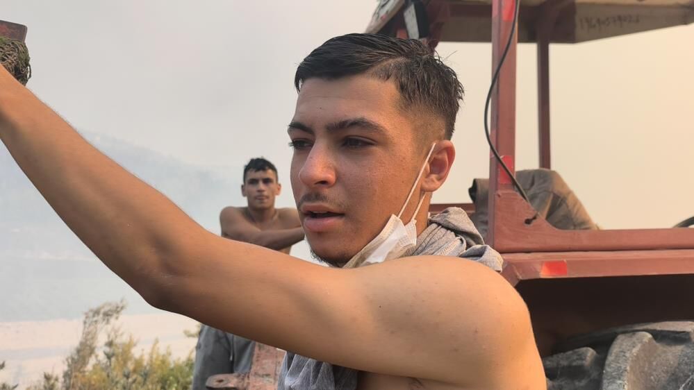Seydikemer Yangınına G&ouml;n&uuml;ll&uuml;lerden Destek (1)