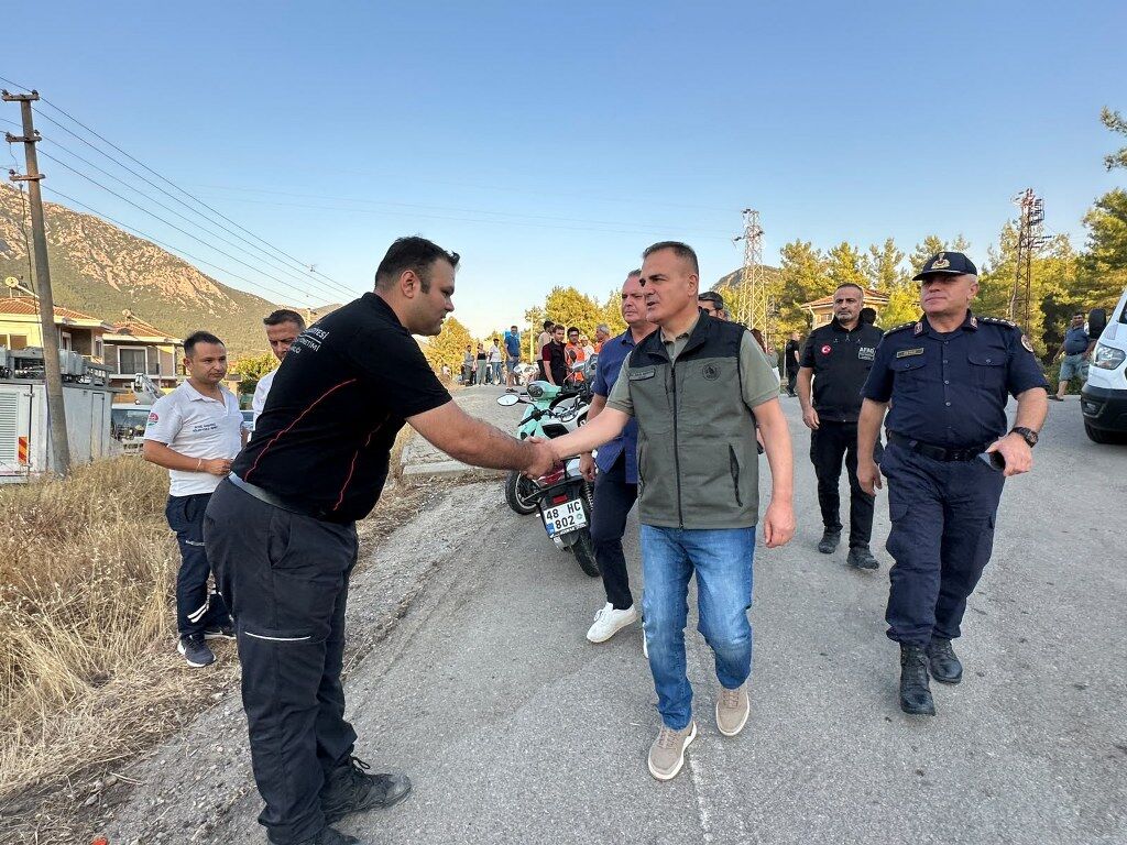 Governor Akbıyık Üzümlü (2) 1024X768