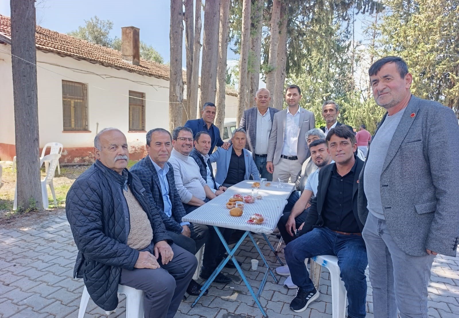 Hacıosmanlar&rsquo;da G&ouml;n&uuml;lleri Buluşturan Ş&uuml;k&uuml;r Sofrası (9)
