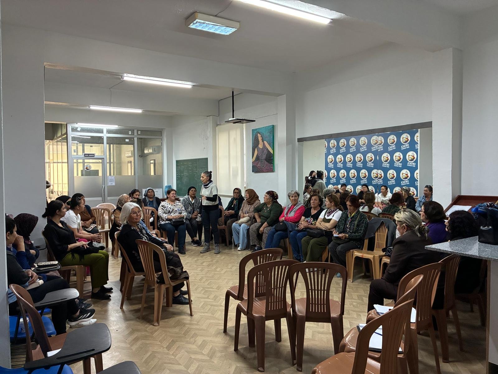 &lsquo;&Uuml;retici Kadınlar&rsquo; Meclisi Kuruluyor (4)