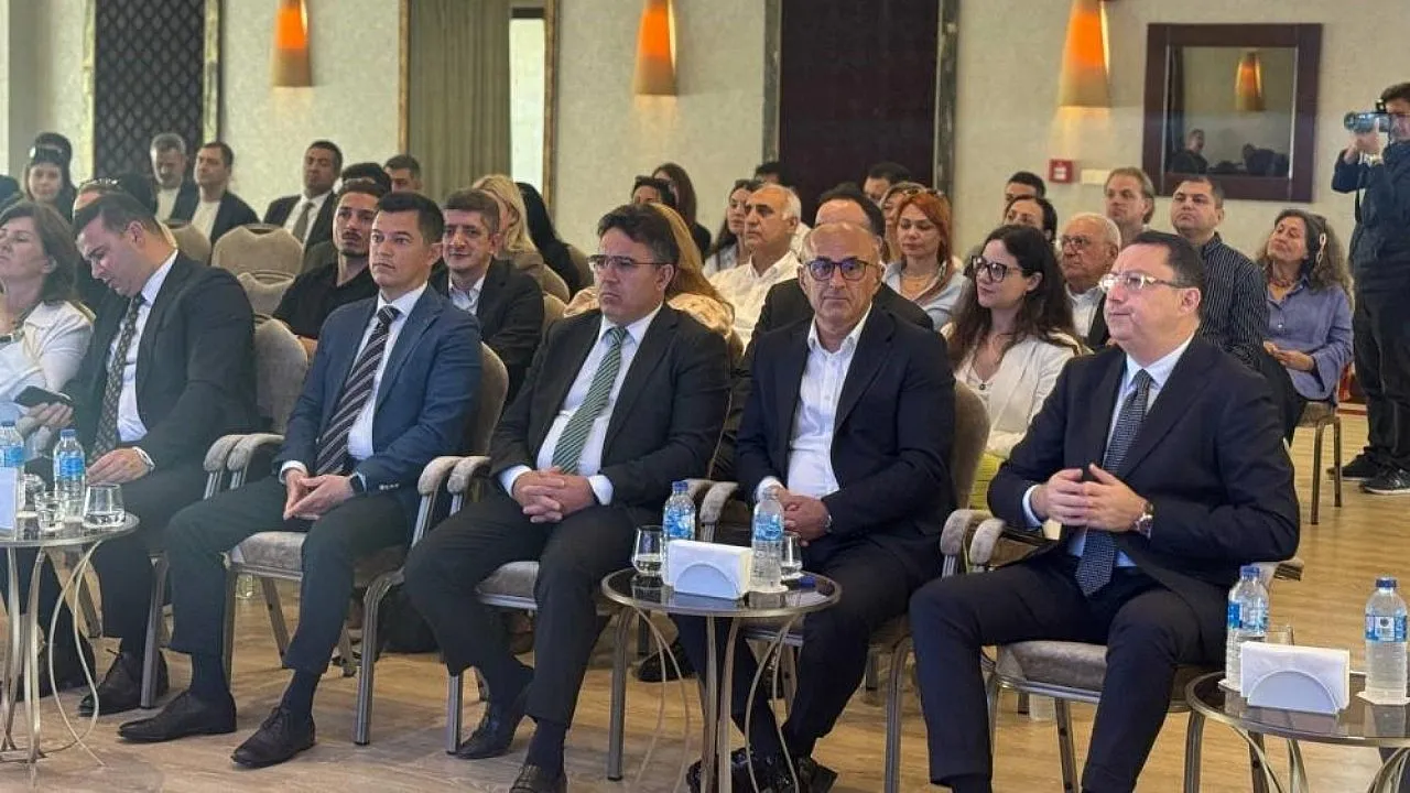 Çin'in online seyahat temsilcileri Marmaris'te turizmciler ile bir araya geldi