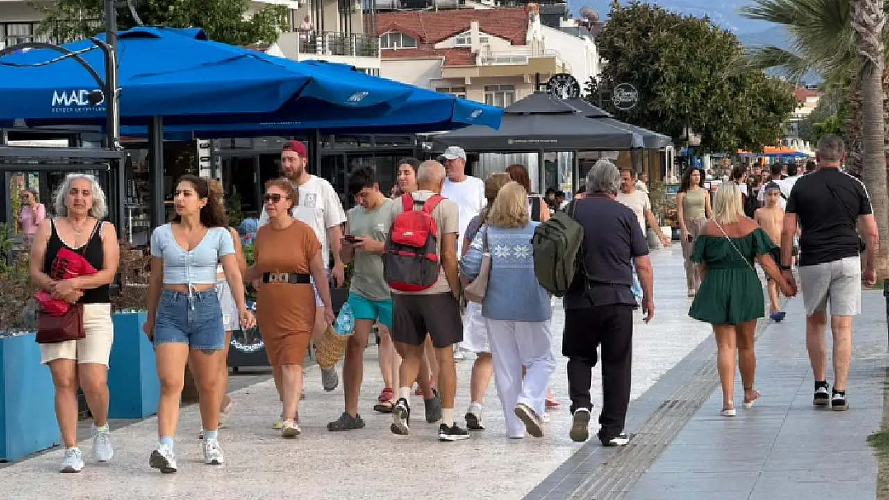 Fethiye Çalış Sahili Bayram Tatiliyle Doldu Taştı