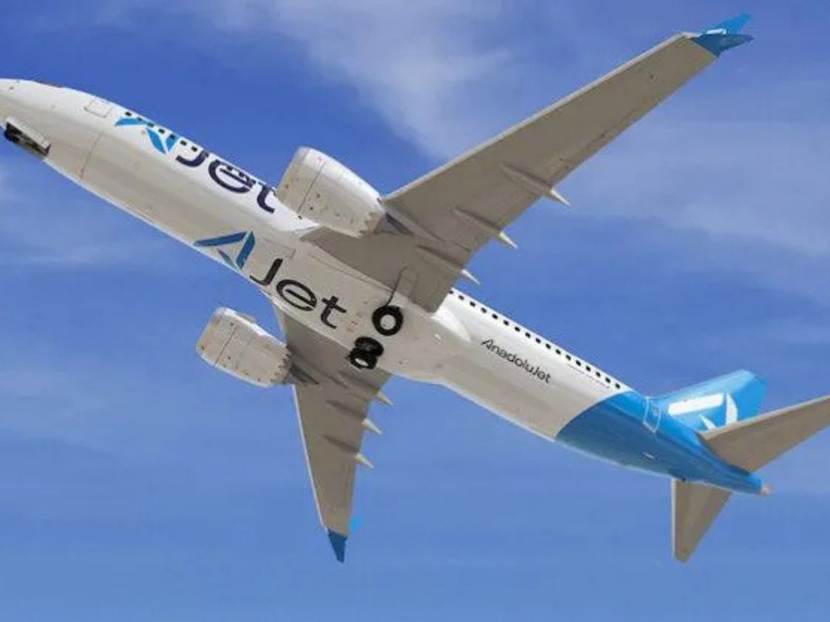 Ajet launches direct flight between two tourism centers