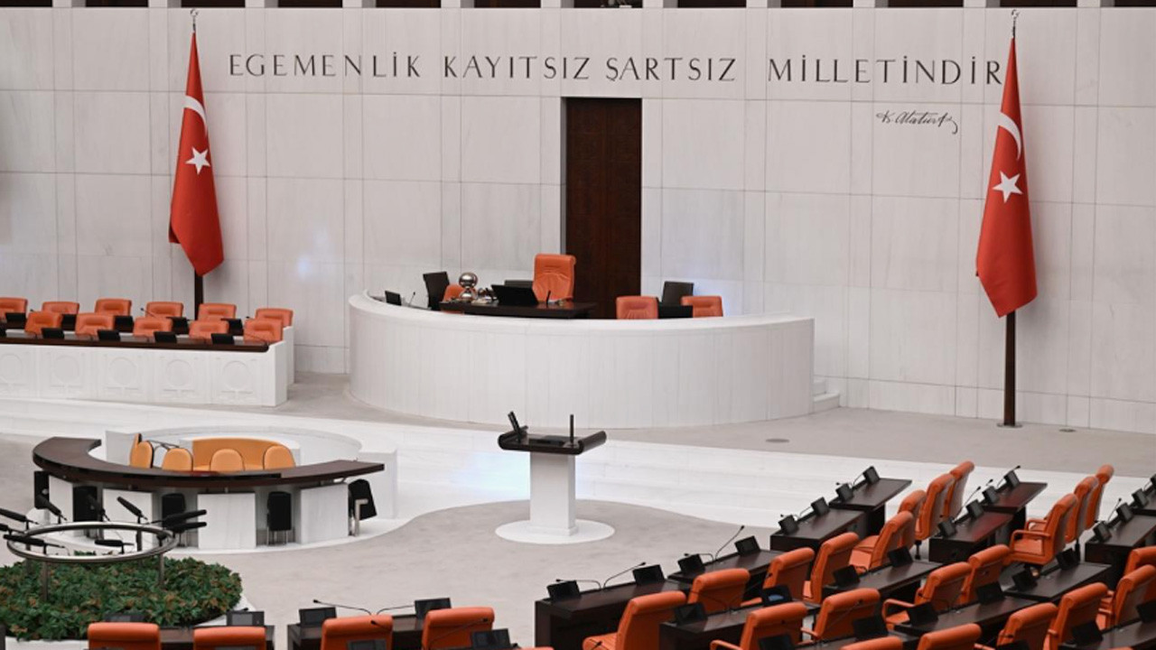 Number of official holidays is increasing! New regulation will be in Parliament in October...