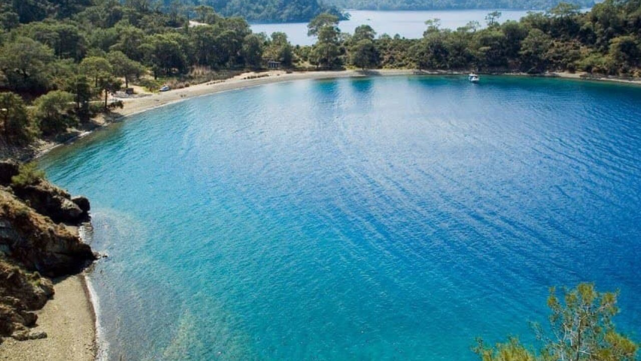 Fethiye’de Görenlerin Hayran Kaldığı Saklı Koy: Boncuklu Koyu