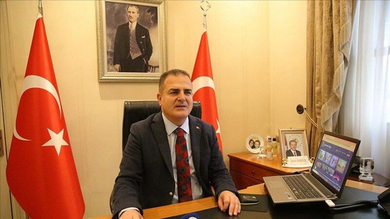 Governor Akbıyık's 'Father's Day' message